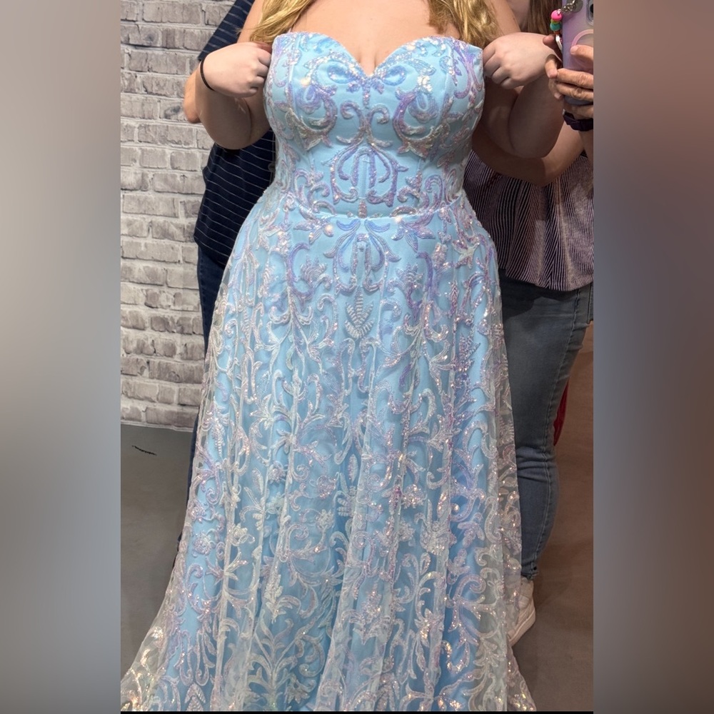 Elegant Blue Strapless Gown with Intricate Embroidery
